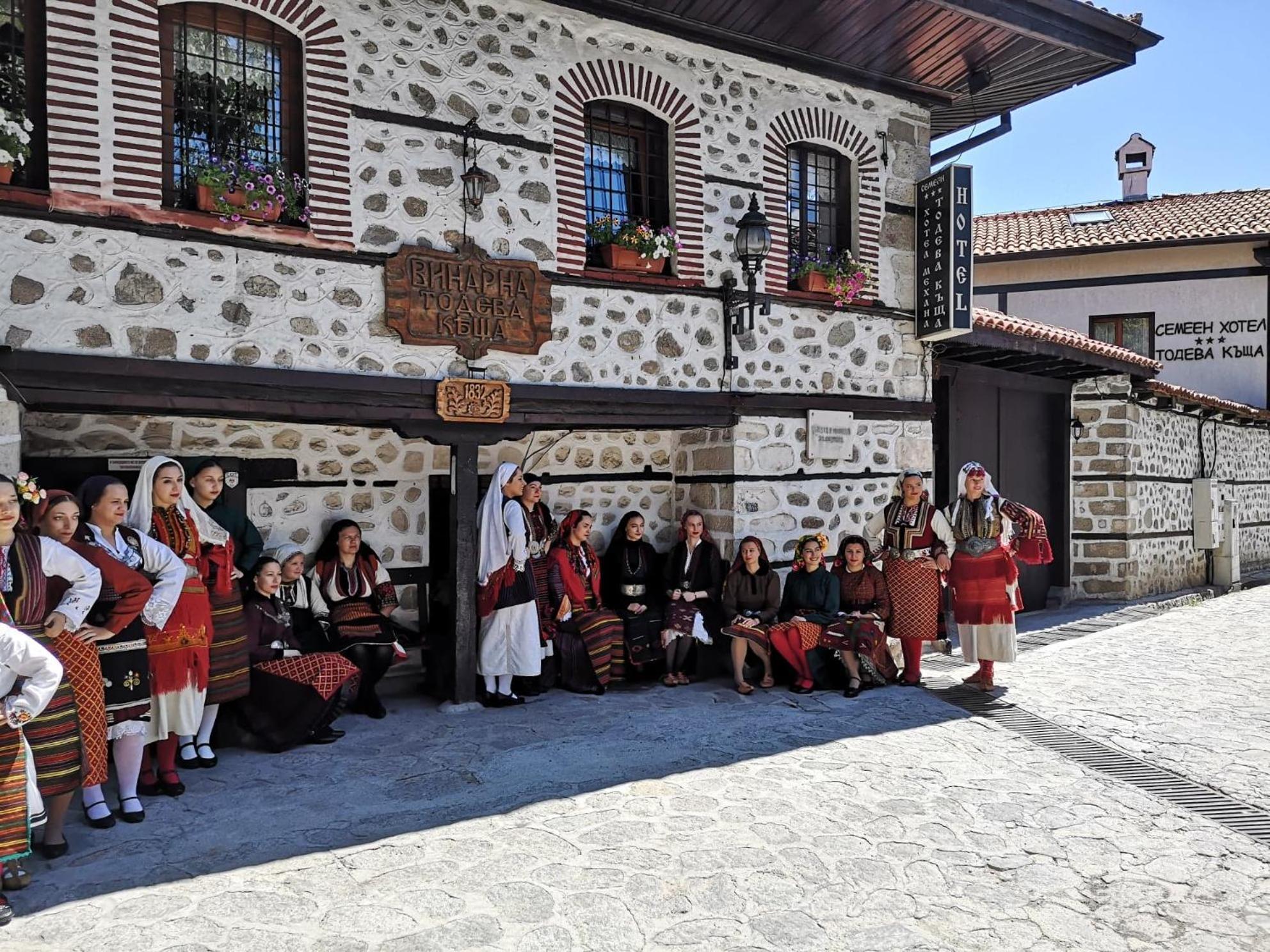 Todeva House Hotel And Tavern Bansko Esterno foto