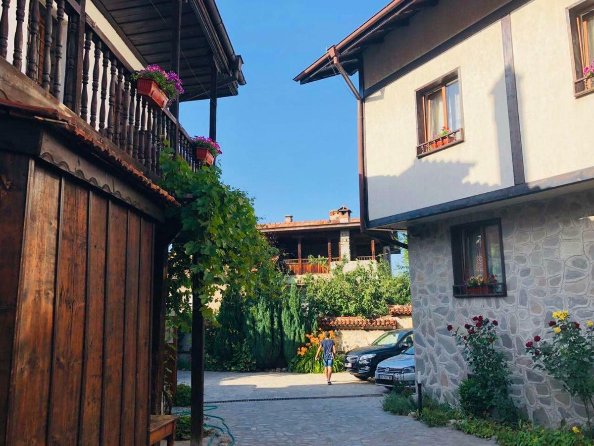Todeva House Hotel And Tavern Bansko Esterno foto
